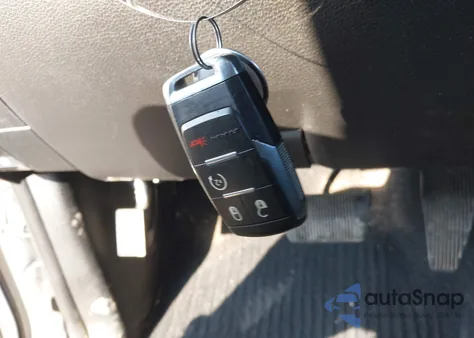 2019 Ram 2500 Big Horn 4X4 6'4 Box from USA, damaged, VIN 3C6UR5DLXKG669438